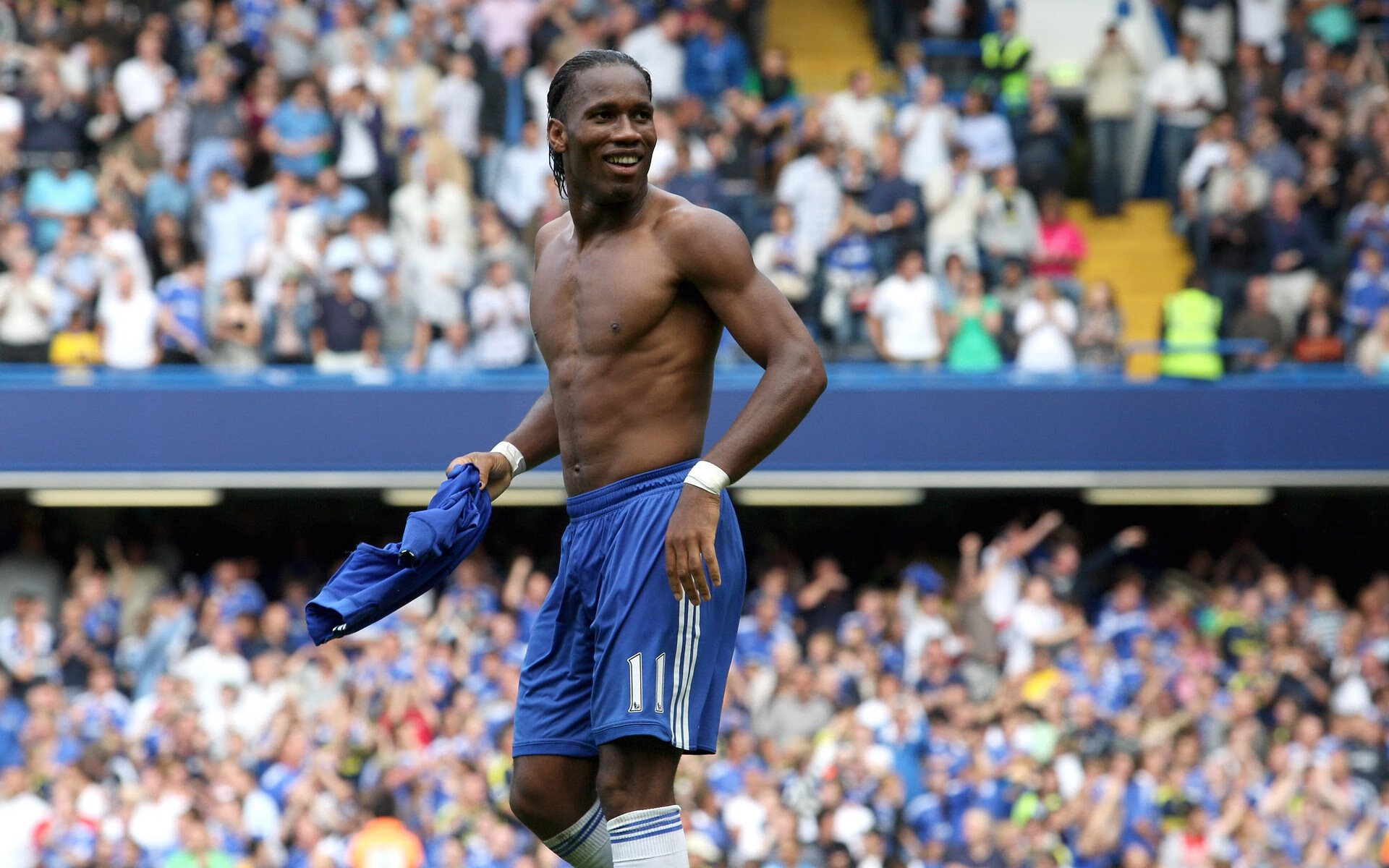 国足球员心态调整积极,国足素质